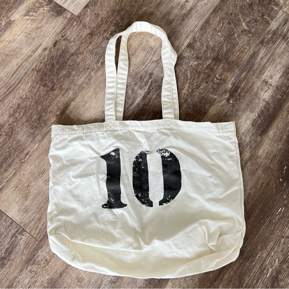 Like New! Feed Reusable Large Canvas Bag - image 3